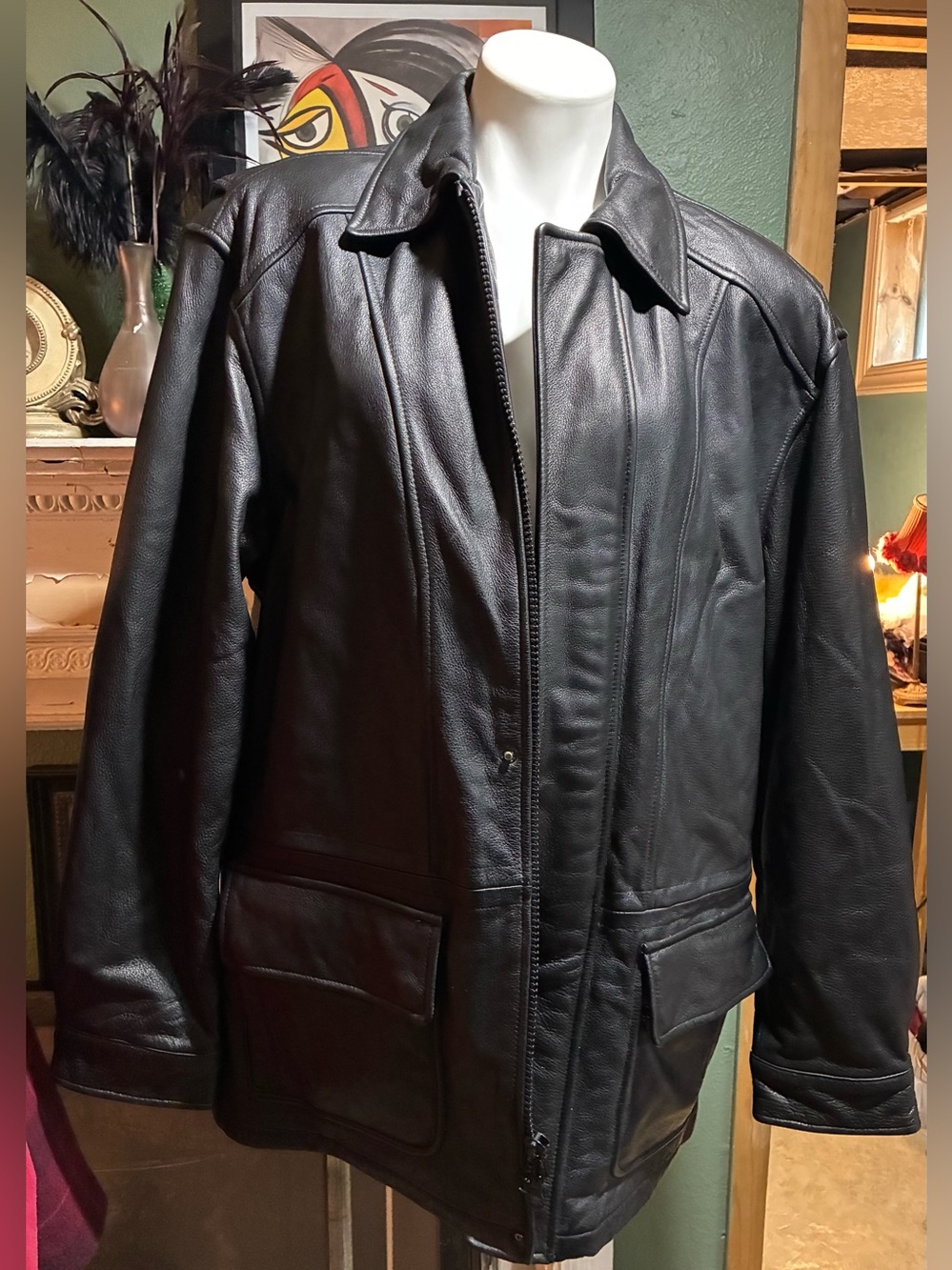Vintage men’s London Fog Black Leather Jacket-L mint!